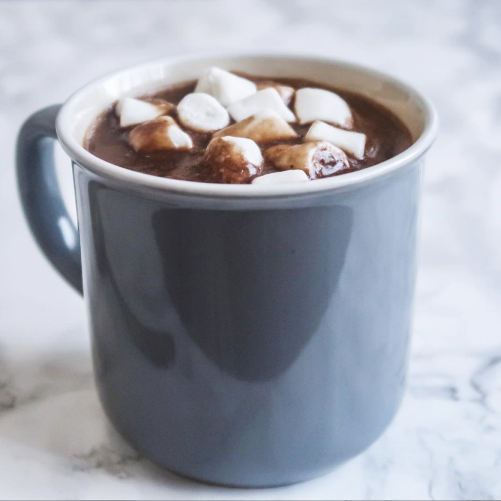 vegan hot chocolate with marshmallows