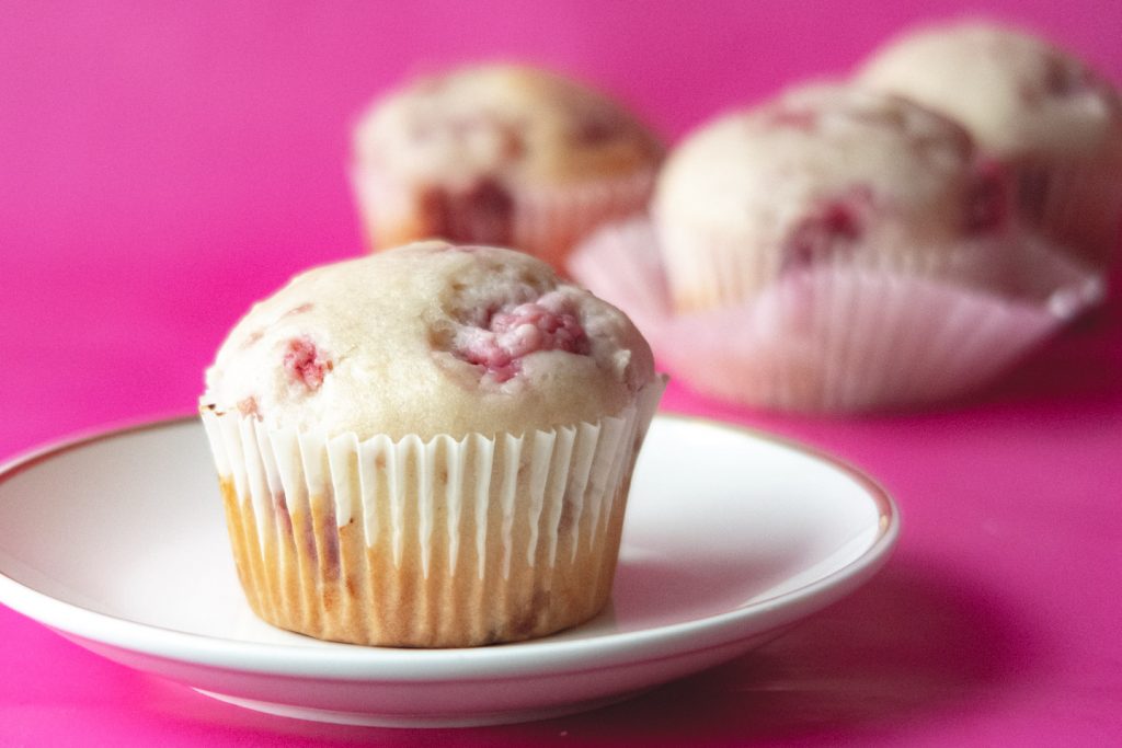 Vegan Raspberry yogurt muffins